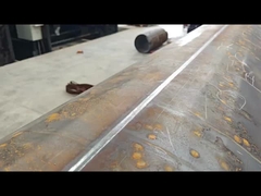 प्रकाश पोल के लिए सीएनसी बंद वेल्डिंग मशीन