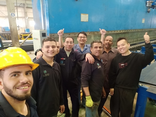 Latest company news about 2-WE67K-650/6000 अग्रानुक्रम प्रेस ब्रेक ने मिस्र में सफलतापूर्वक स्थापना और कमीशनिंग समाप्त कर दी