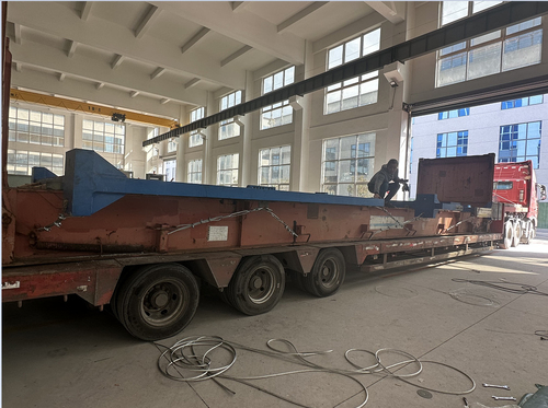 Latest company news about CNC टैंडेम हाइड्रॉलिक प्रेस ब्रेक 2-WE67K-650/6000 स्किपर लिमिटेड को भेजा जाएगा। भारत