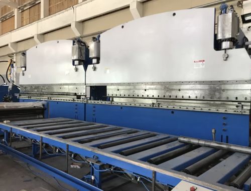 के बारे में नवीनतम कंपनी समाचार CNC Tandem Press Brake: Revolutionizing Precision Bending in Metalworking