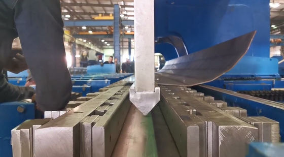 स्वचालित सीएनसी प्रेस ब्रेक झुकने की मशीन 2-WE67K-1200-6250