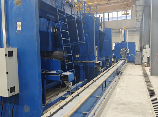लाइट पोल और उच्च मास्ट के लिए 650T / 6500mm टैंडेम प्रेस ब्रेक