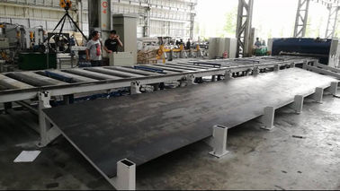 पेशेवर 6X1600 प्रकाश पोल प्लेट slitting मशीन / काटने की मशीन