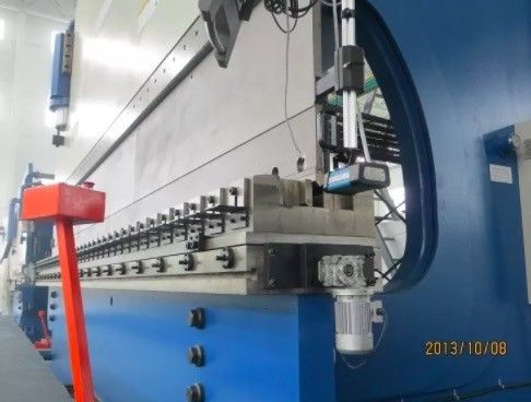 400 टन 8000 मिमी सीएनसी हाइड्रोलिक प्रेस ब्रेक