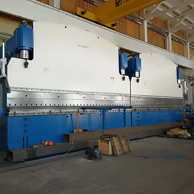 400T/7000mm सीएनसी टैंडेम प्रेस ब्रेक 8000kn सीएनसी हाइड्रोलिक प्रेस ब्रेक मशीन
